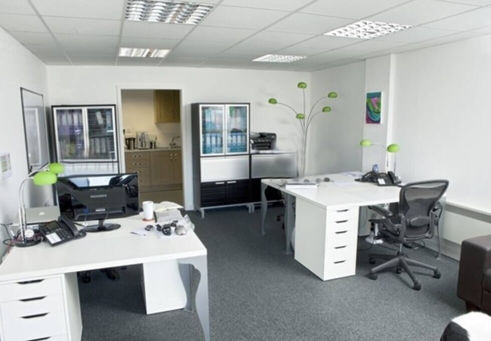 Dedicated workspace, Old London Road, M40 Offices in Wheatley