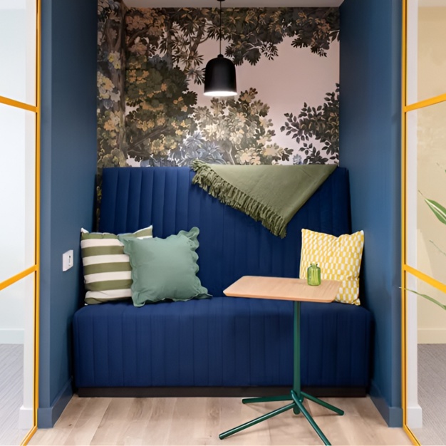 The Breakout area - Parsonage Lane, Runway East (Bath)