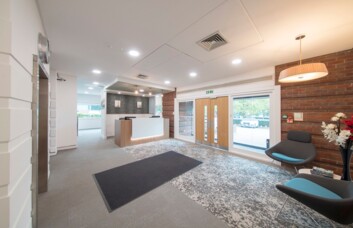 Reception - Aztec West, Regus in Bristol