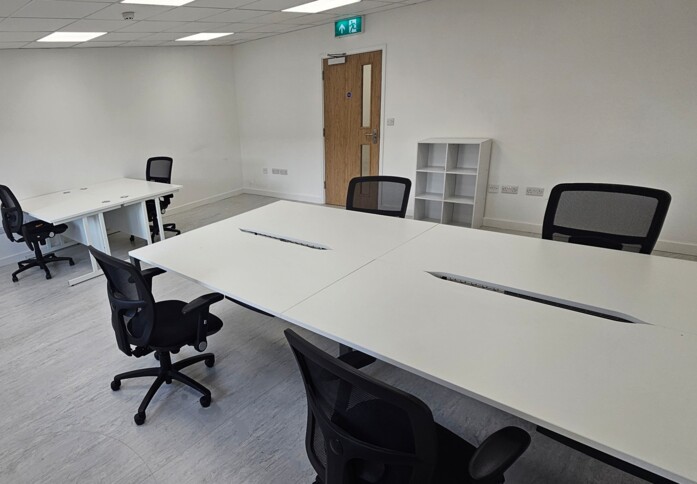 Dedicated workspace, Cricketts Lane, LHL Property Auditors Ltd in Chippenham