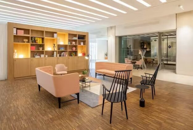 Client breakout space - Wharfside Street, Regus in Birmingham