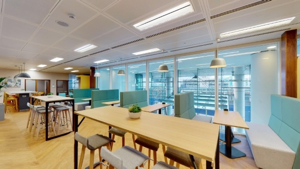 Communal space - Snow Hill, Landmark Space in Birmingham