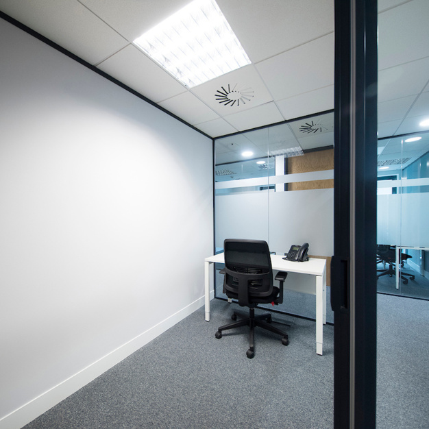 Dedicated workspace, Bristol Road South, Regus in Birmingham