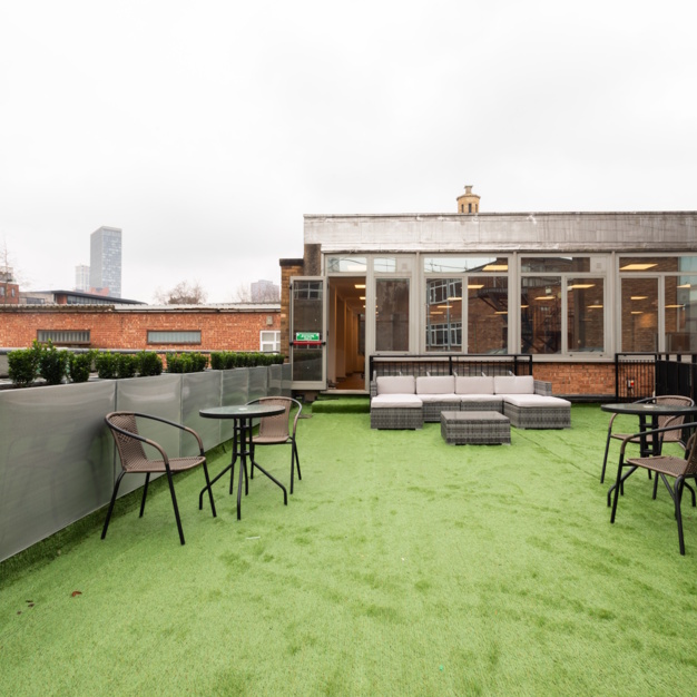 Roof terrace - Holloway Head, CDV Realty Limited in Birmingham
