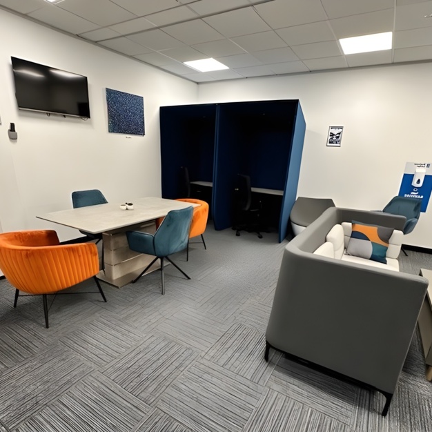 Communal Space to use at Victoria Road, Business Lodge (Stoke On Trent)