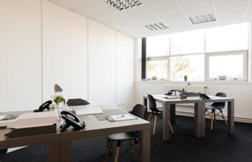 Private workspace on Gibson Lane, Biz Hub (Hull)