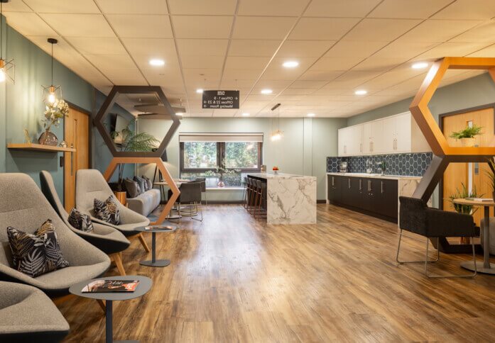Breakout space for clients - Turnberry Park Road, Pure Offices in Leeds