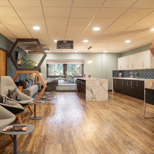 Breakout space for clients - Turnberry Park Road, Pure Offices in Leeds