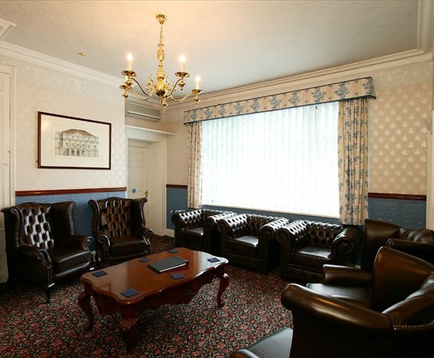 Breakout space for clients - Varley Street, Leigh House Facilities Management Ltd in Leeds