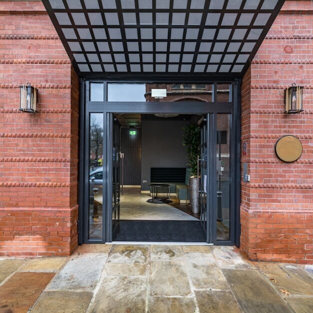 Building outside at Park Square West, Spacemade, Leeds