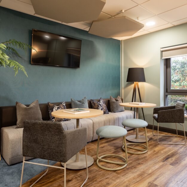 Client breakout space - Turnberry Park Road, Pure Offices (Leeds)