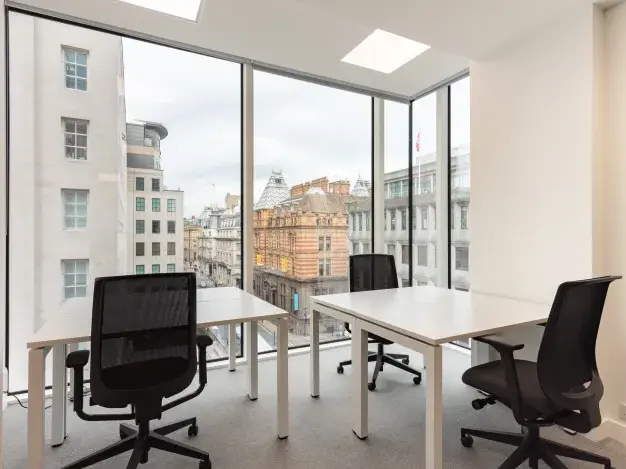 Dedicated workspace in Park Row, Regus, Leeds