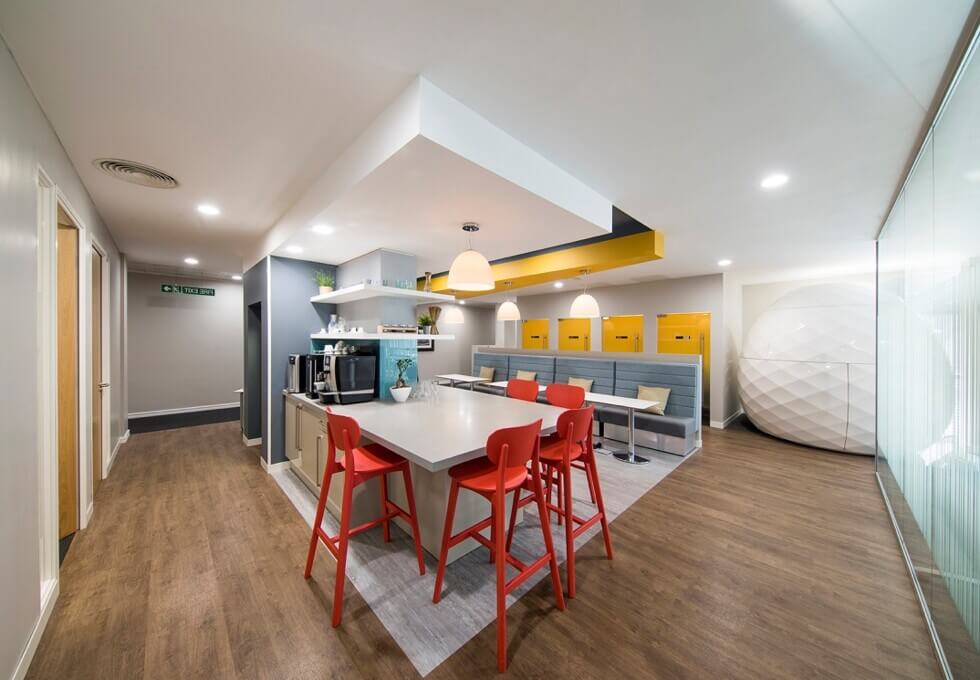 Enjoy the communal space in Princes Square, Regus in Leeds
