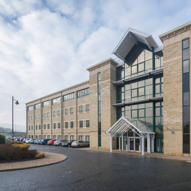 Building pictures of Salts Mill Road, Regus at Shipley