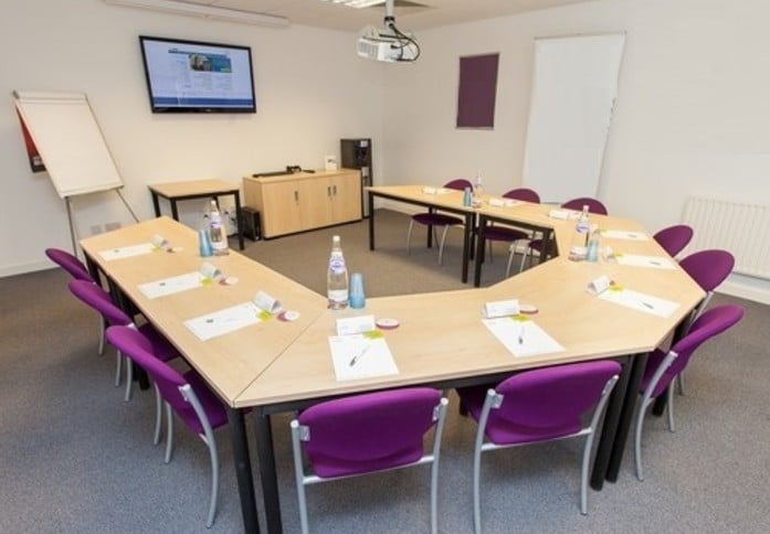 Cranborne Road EN6 office space – Meeting room / Boardroom
