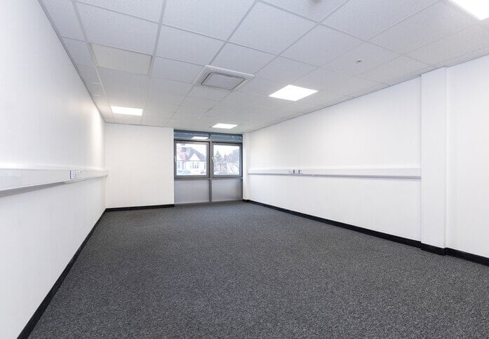 Unfurnished workspace in Bromley Road, Access Storage, Catford, SE6 - London
