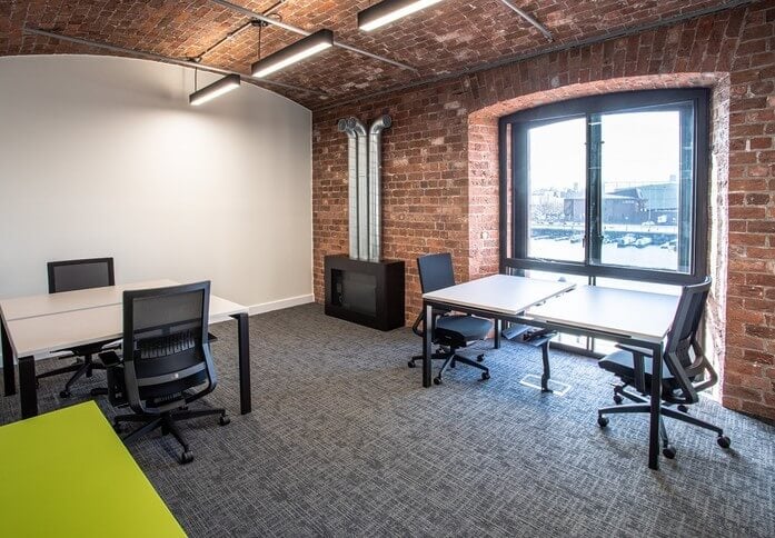 The Colonnades L2 office space – Private office (different sizes available)