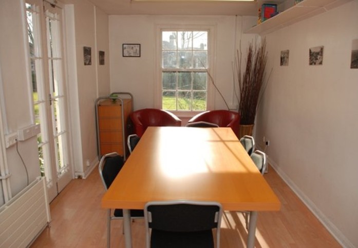 Neasden Lane NW10 office space – Meeting room / Boardroom