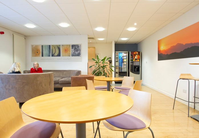 Breakout space for clients - Caxton Close, Regus in Andover