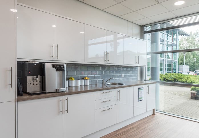 Herons Way CH1 office space – Kitchen