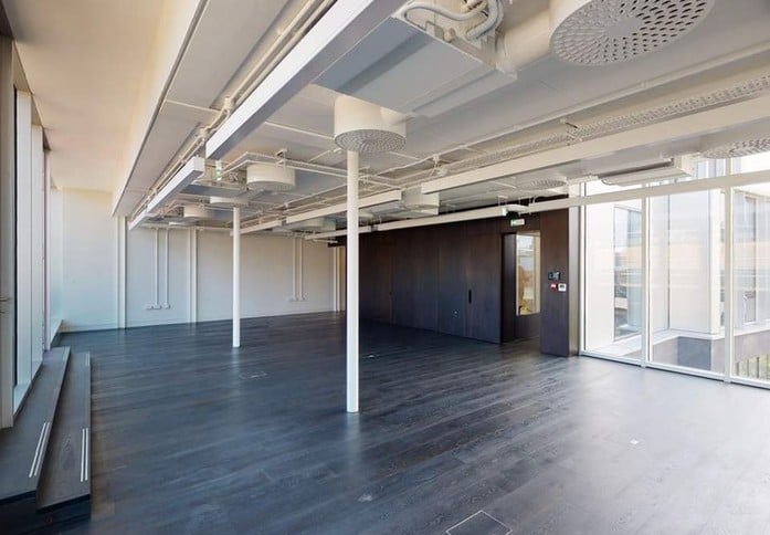 Private workspace, Link House, Kitt Technology Limited in Farringdon