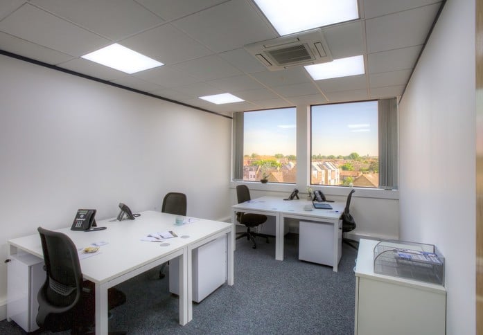 Baddow Road CM1 office space – Private office (different sizes available)