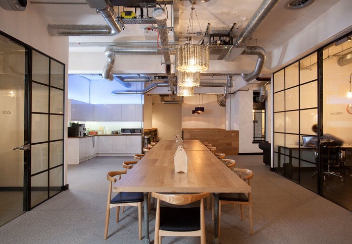High Holborn WC1 office space – Breakout area