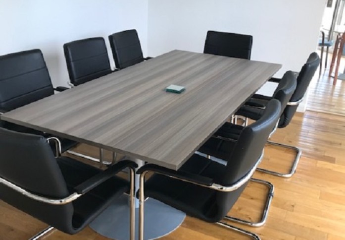 Lower Richmond Road TW9 office space – Meeting room / Boardroom
