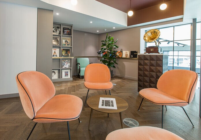 Breakout space for clients - Bloomsbury Way, The Office Group Ltd. in Holborn, WC1 - London