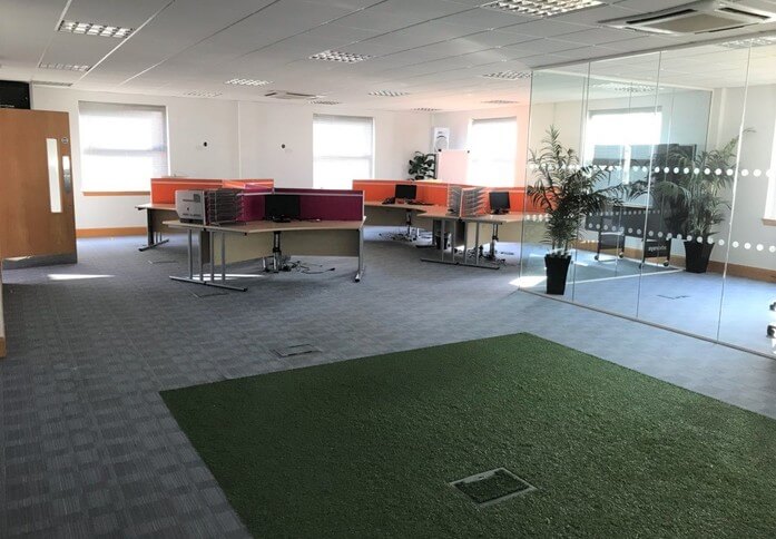 Molly Millars Lane RG40 office space – Private office (different sizes available)