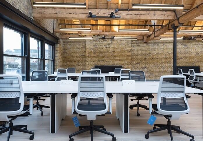 Southwark Bridge Road SE1 office space – Private office (different sizes available)