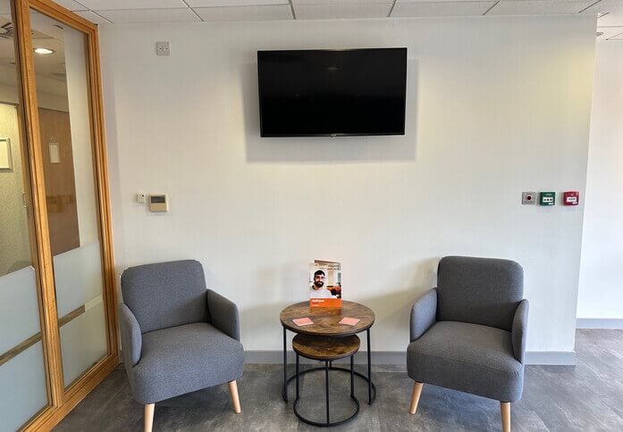 Breakout area at Easyhub Aberdeen, NewFlex Limited (previously Citibase) in Aberdeen, AB10 - Scotland