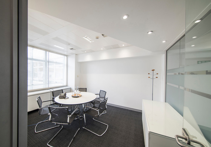 Cavendish Square W1G office space – Meeting room / Boardroom