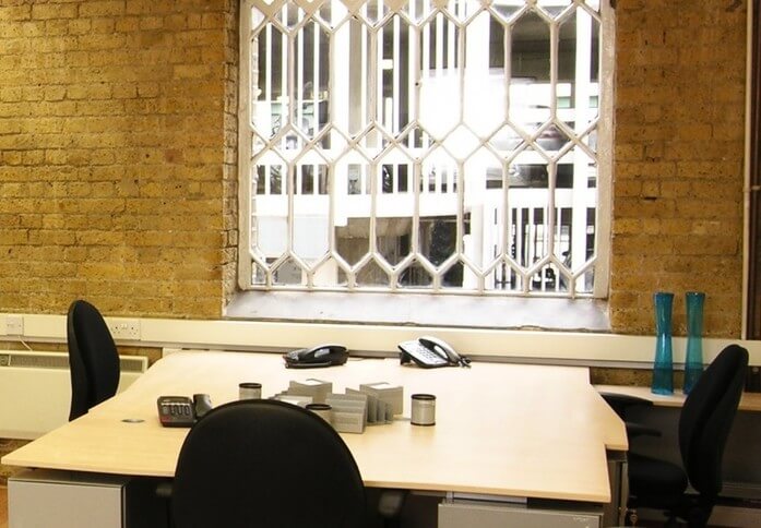 Rosebery Avenue EC1 office space – Private office (different sizes available)