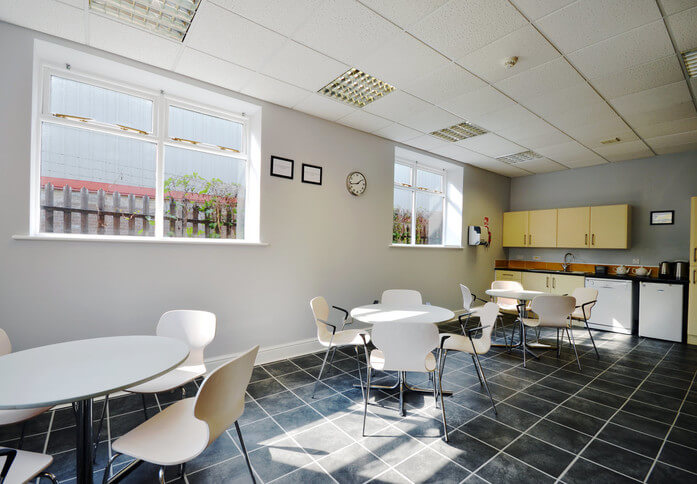 Tunstall Road LS1 office space – Kitchen