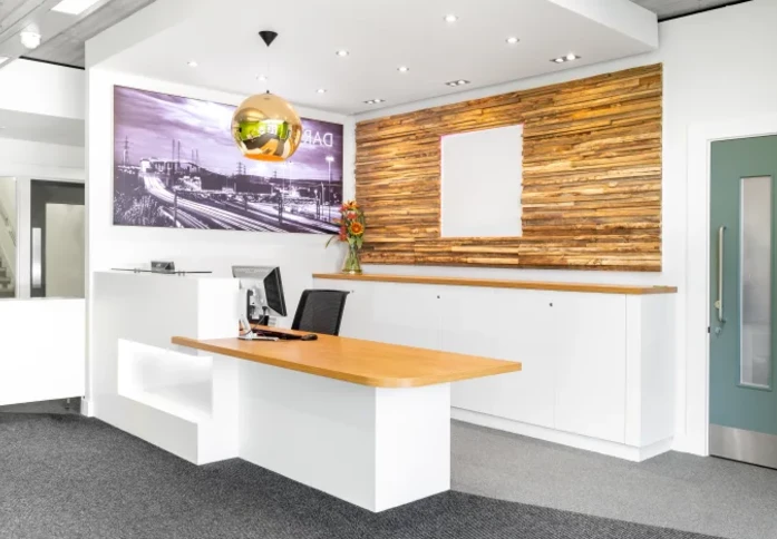 Victoria Road DA1 office space – Reception
