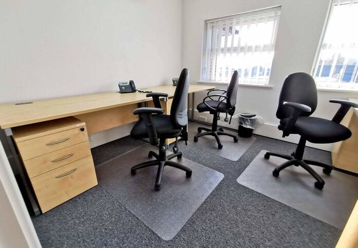 Paynes Park SG4 office space – Private office (different sizes available)