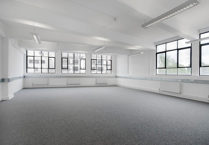 Clarendon Road N22 office space – Private office (different sizes available) unfurnished
