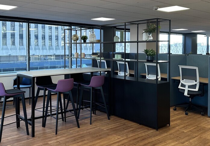 Coworking/desks at Quayside Tower, Unity Flexible Office Space, Birmingham, B1 - West Midlands