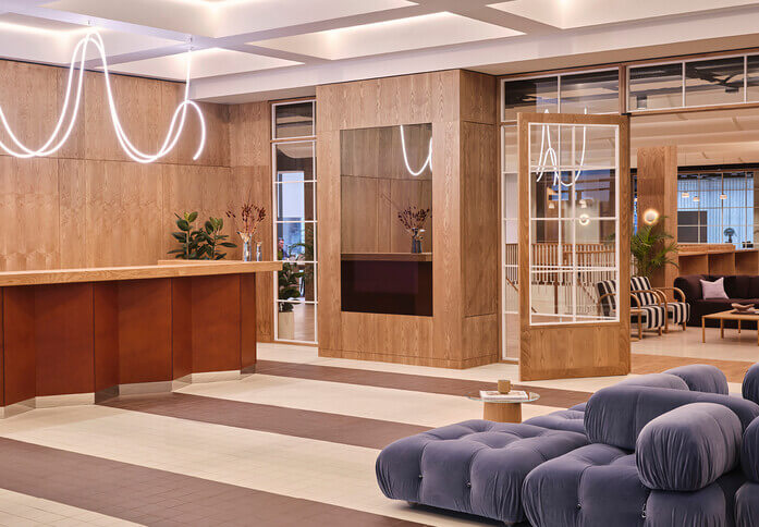 Reception at 210 Euston Road, The Office Group Ltd. in Euston, NW1 - London