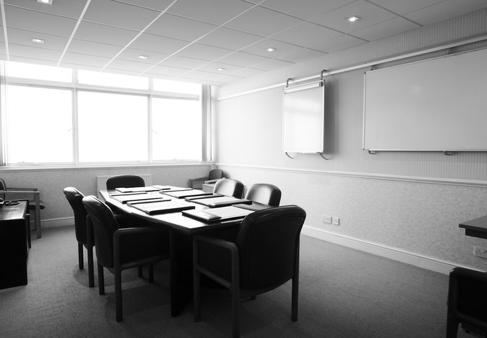 Ballards Lane N3 office space – Meeting room / Boardroom