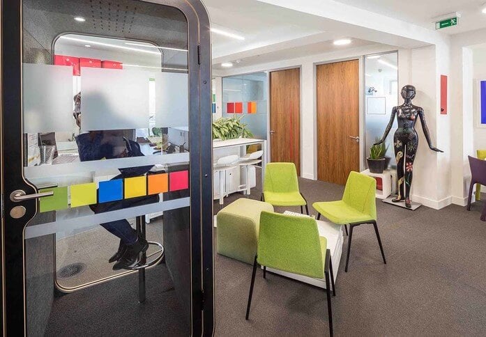 Rathbone Place W1 office space – Breakout area