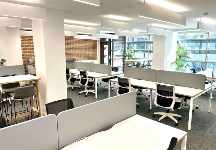 Private workspace in Holborn, Hubflow Ltd (Holborn, WC1 - London)