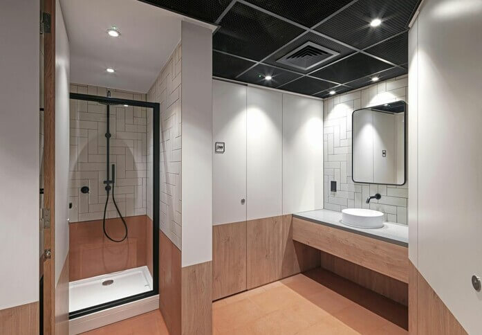 The showers at 350 Euston Road, England, NW1 3JN, KONTOR HOLDINGS LIMITED in Euston, NW1 - London