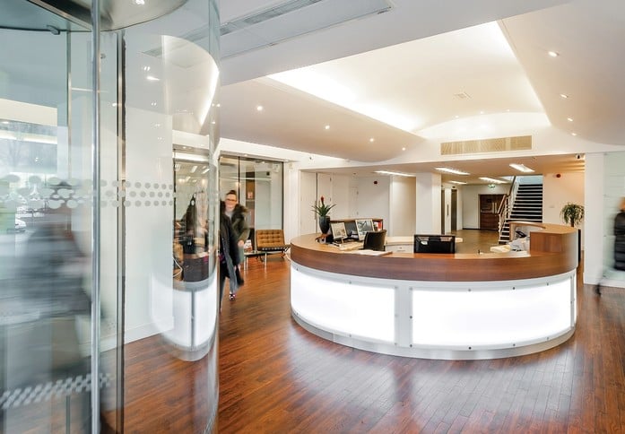 Stamford New Road WA14 office space – Reception