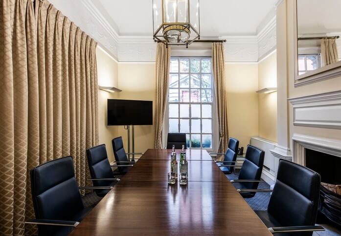 The meeting room at Hudson House, The Argyll Club (LEO) in Covent Garden