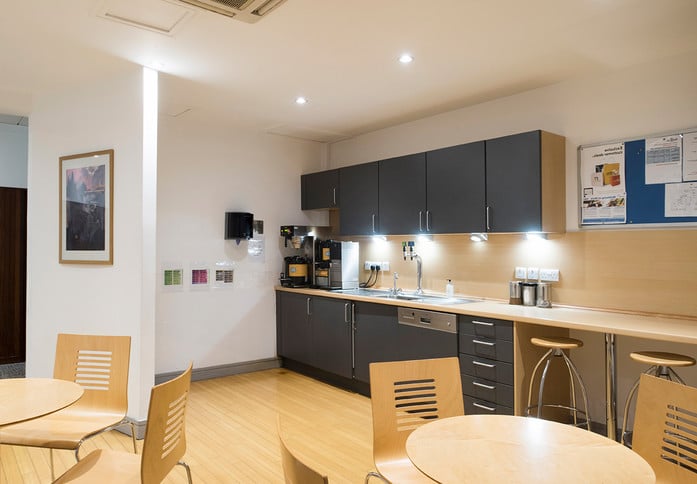 St. Andrew Square EH1 office space – Kitchen