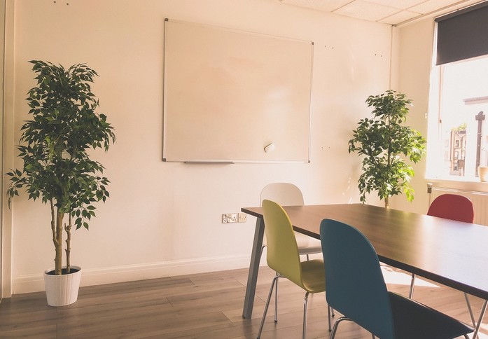Westbourne Grove W11 office space – Meeting room / Boardroom