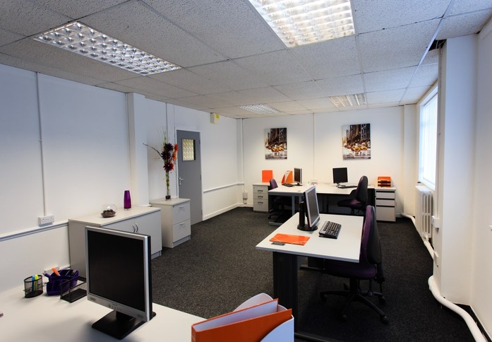 Chamberlain Road HU1 office space – Private office (different sizes available)