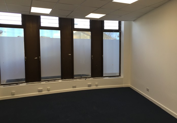 Balmoral Road ME7 office space – Private office (different sizes available)
